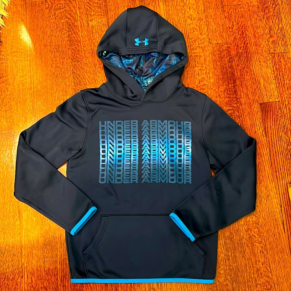 Under Armour hoodie sweatshirt
